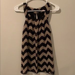 BCX tan and block chevron blouse